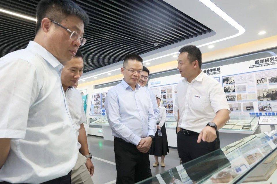 共商合作，建华控股有限公司董事长汪贵华到访Z6人生就是博智能