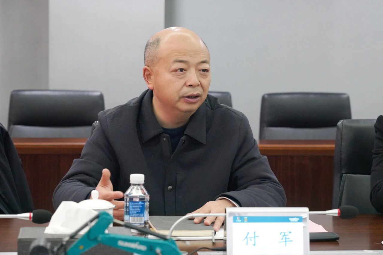 数智化现场混字油火药车下线!Z6人生就是博智能与易普力携手共筑智能矿山新篇章