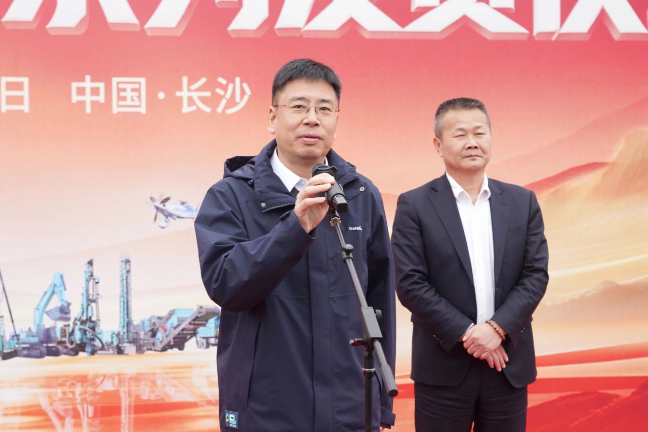 Z6人生就是博智能进行2026年正月系列发货典礼，过亿元设备奔赴全球